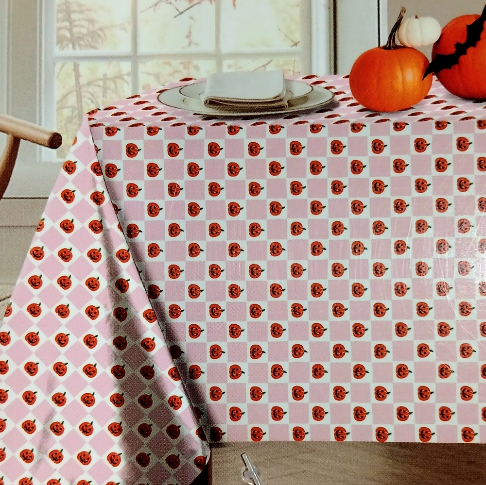 TABLECLOTH Checkered 🎃 💗 60x104" Easy-Care Spill Resistant BRAND-NEW w/tags